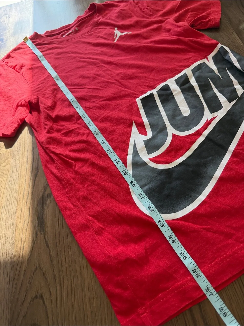Nike Jordan Boys XL Red T-shirt